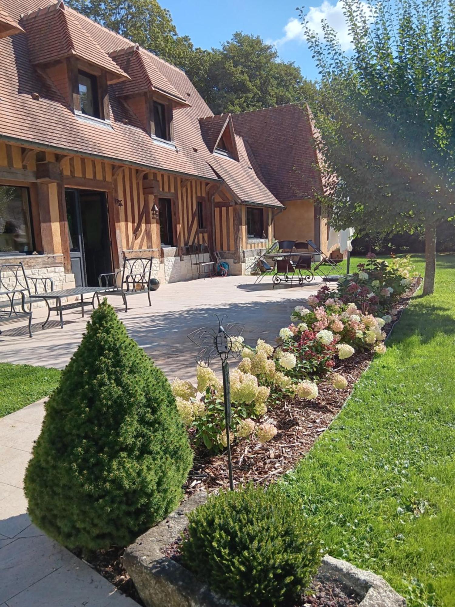 Le Clos Joly 14 Saint-Gâtien-des-Bois Exterior foto